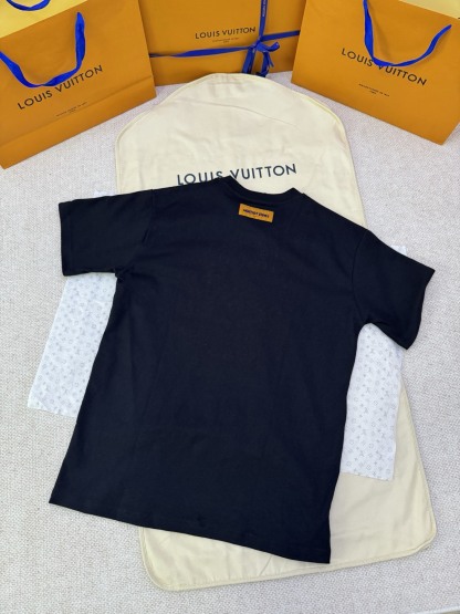 ルイ・ヴィトン「Louis Vuitton」モノグラム ビーズ エンブロイダリー Tシャツ