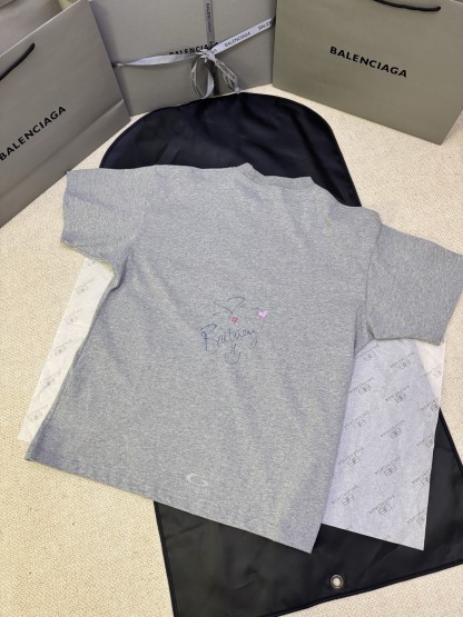 バレンシアガ「Balenciaga」ブリトニー・スピアーズ ポートレート プリントTシャツ