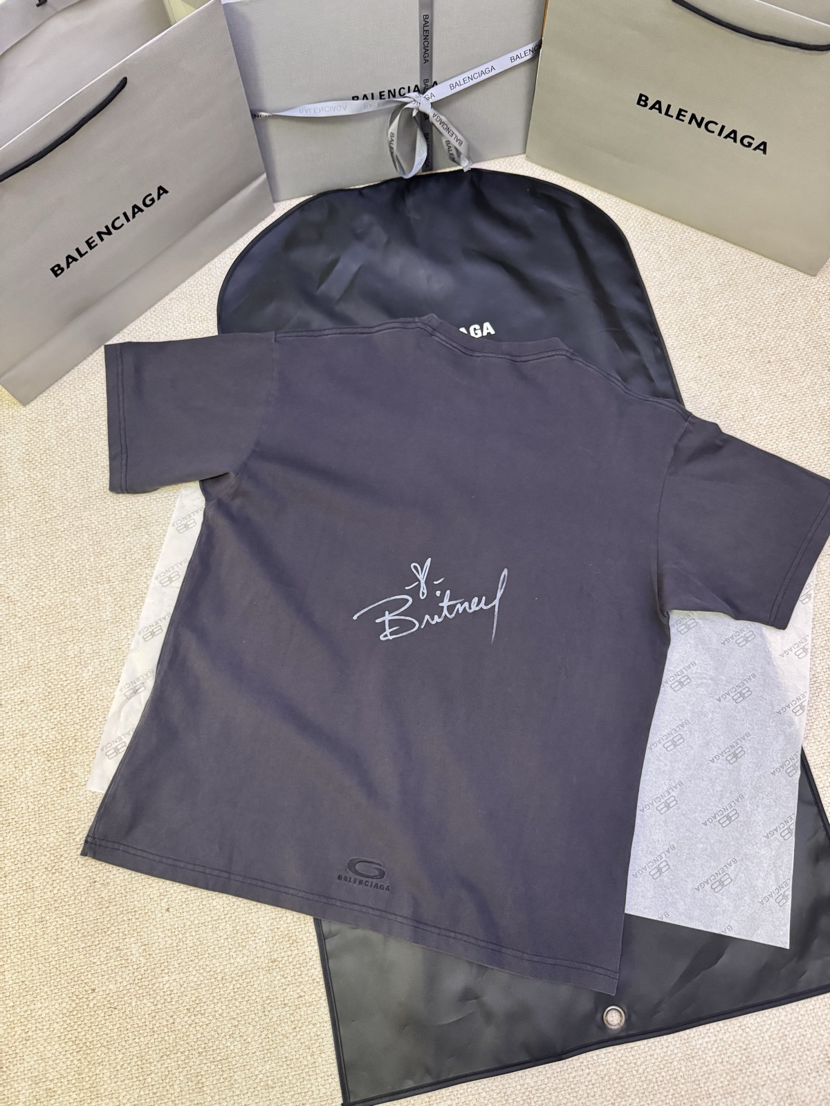 バレンシアガ「Balenciaga」ブリトニー・スピアーズ ポートレート プリントTシャツ