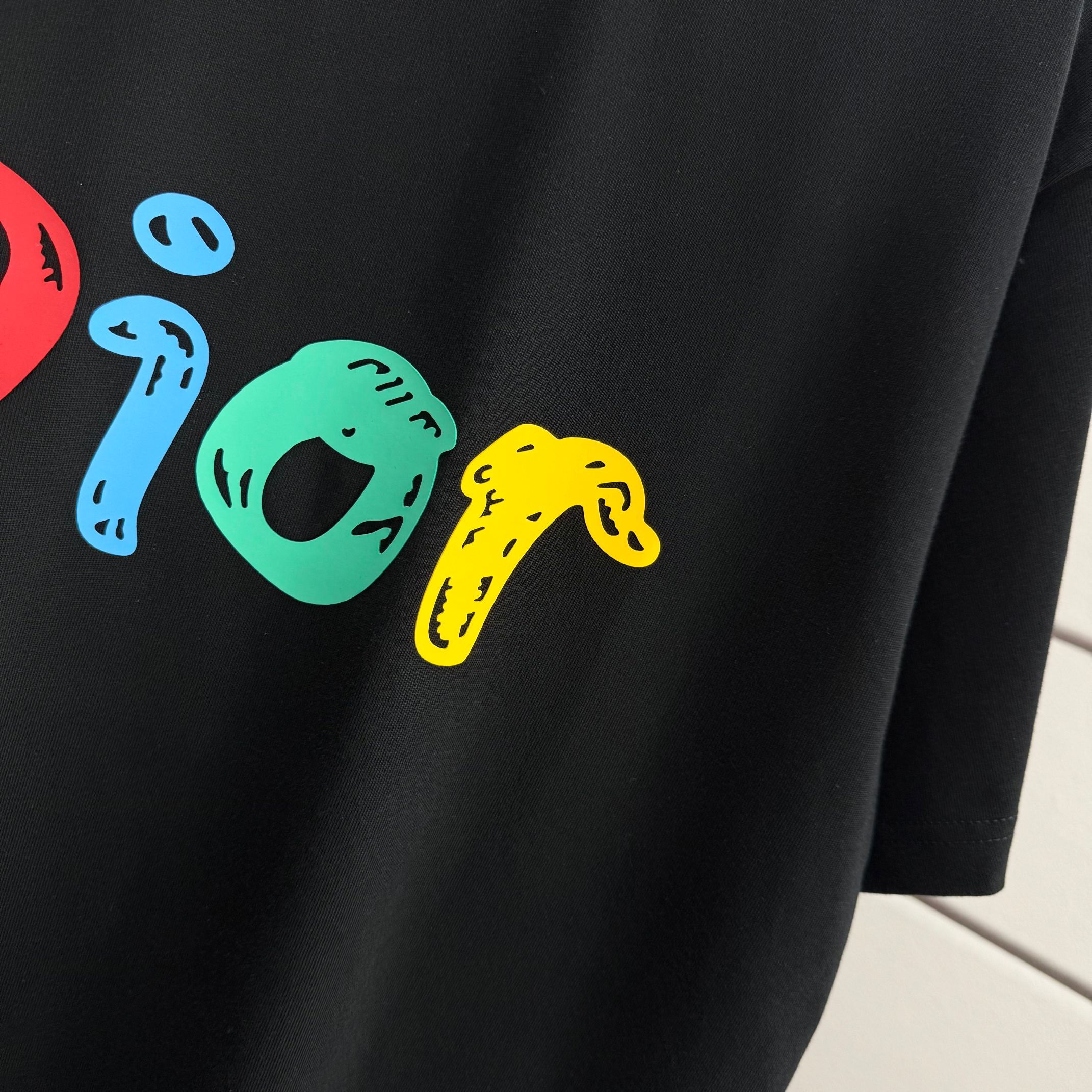 ディオール「Dior」カラー レター シリコン プリント Tシャツ