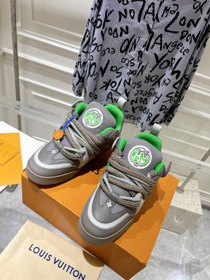 「コラボモデル」Louis Vuitton x Skate スニーカー