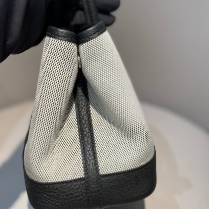 エルメス「Hermès」 Neo Garden Party 23 ショルダーバッグ