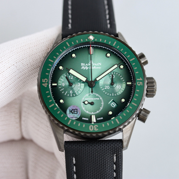 ブランパン「Blancpain」フィフティ・ファゾム バチスカーフ フライバッククロノグラフ自動巻きダイバーズウォッチ43.6mm