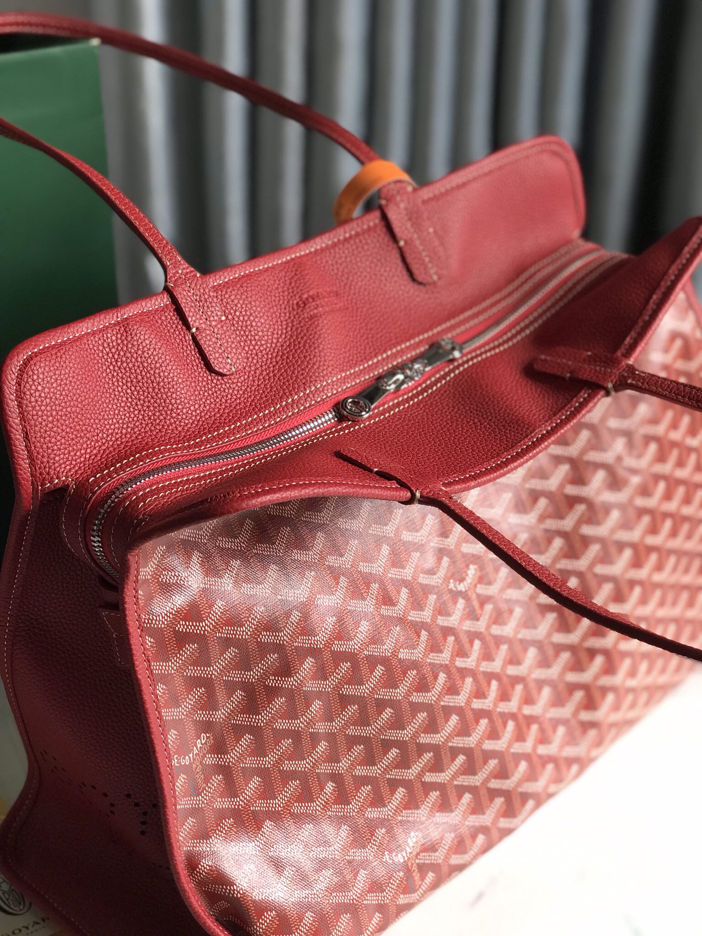 ゴヤール「Goyard」Hardy 小振だ ショルダーバッグ