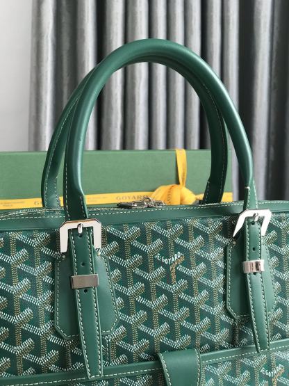 ゴヤール「Goyard」Ambassade トランペットですメッセージバッグ