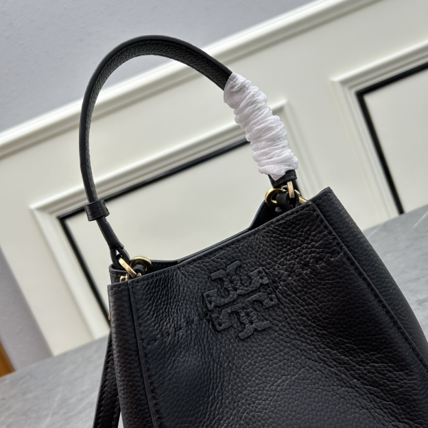 トリー バーチ「Tory Burch」 MCGRAW HOBO スモールショルダーバッグ