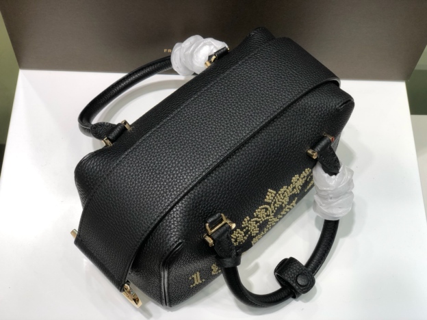 デルヴォー「Delvaux」Cool Box シリーズ ハンドバッグ
