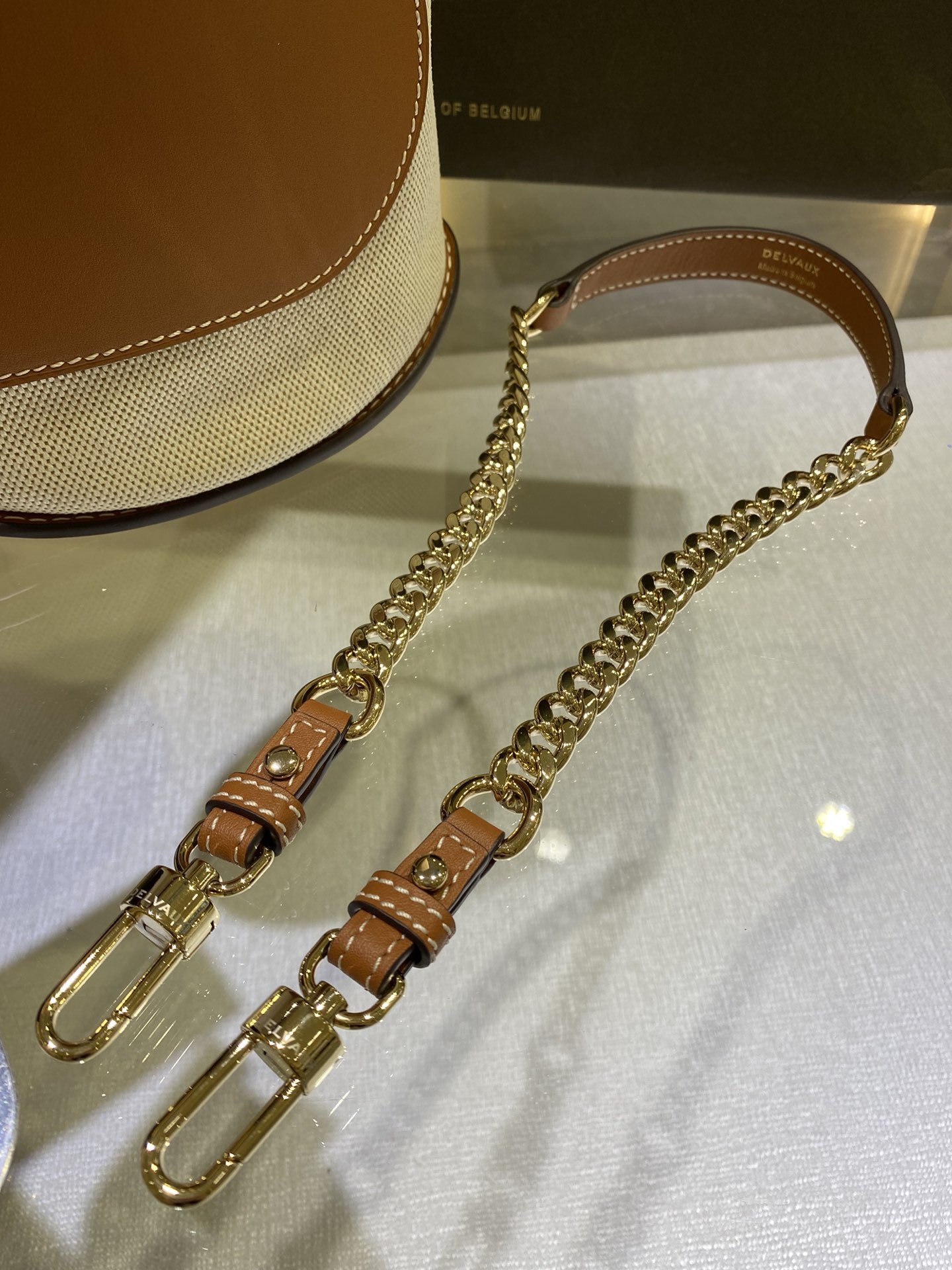 デルヴォー「Delvaux」