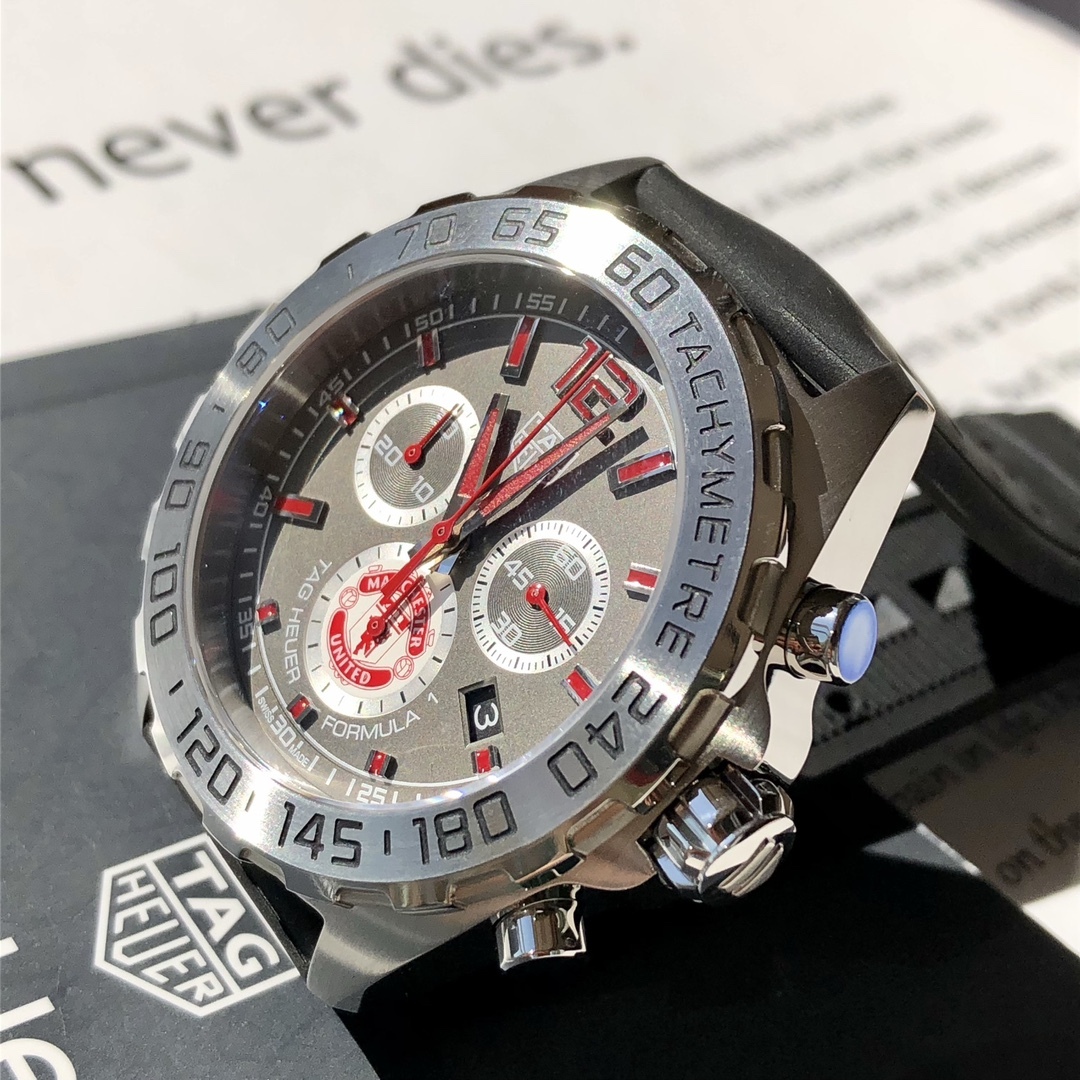 タグ・ホイヤー「TAG Heuer」Formula 1 メンズクオーツ腕時計 43mm