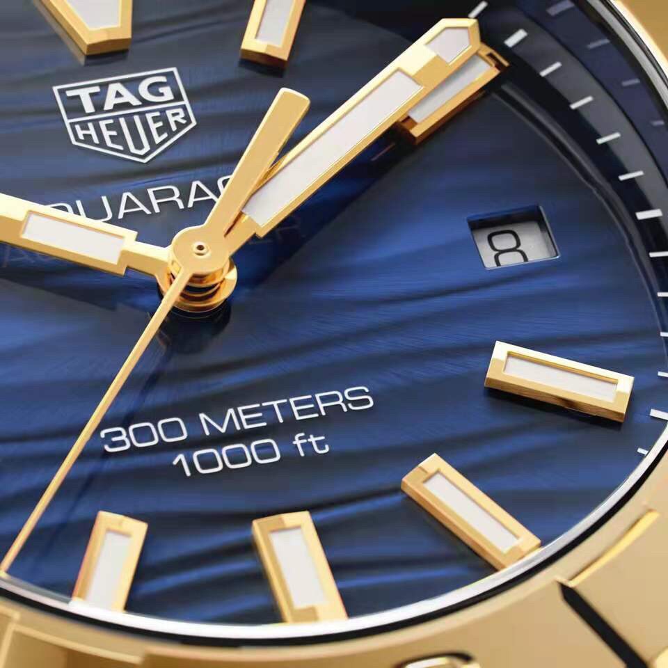 タグ・ホイヤー「TAG Heuer」アクアレーサー レディース クォーツ 腕時計32mm