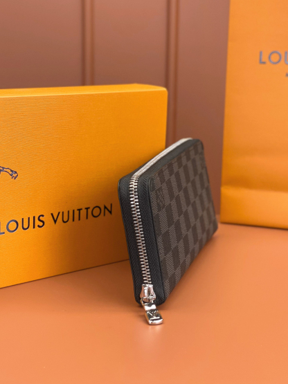 ルイ・ヴィトン「Louis Vuitton」ジッピーウォレット･ヴェルティカル