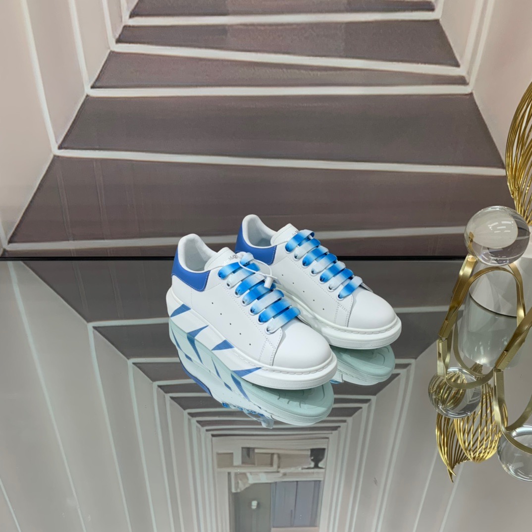 アレキサンダー・マックイーン［Alexander McQueen］Oversized Sneaker "Premium Calf Lining" スニーカー