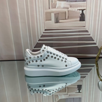 アレキサンダー・マックイーン［Alexander McQueen］Oversized Sneaker スニーカー