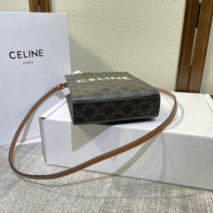 セリーヌ「Celine」Mini Cabas レザートート
