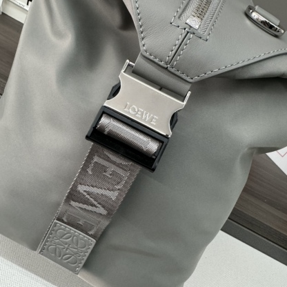 ロエベ「Loewe」Flex バックパック