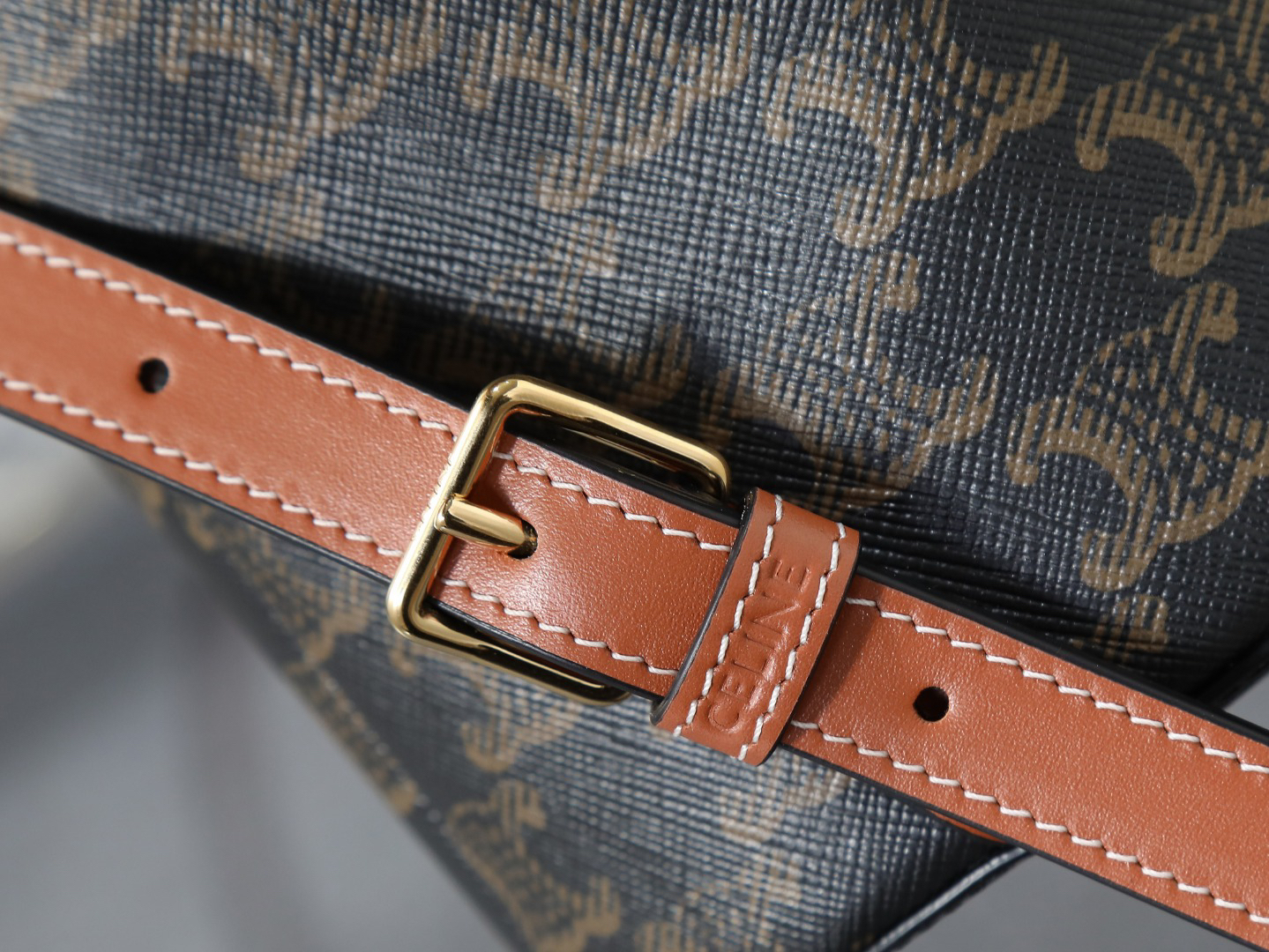 セリーヌ「Celine」Triomphe ミニ バックパック