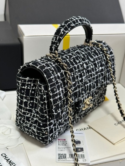 シャネル「Chanel」24P ツイード スパングル CFミニ ショルダーバッグ