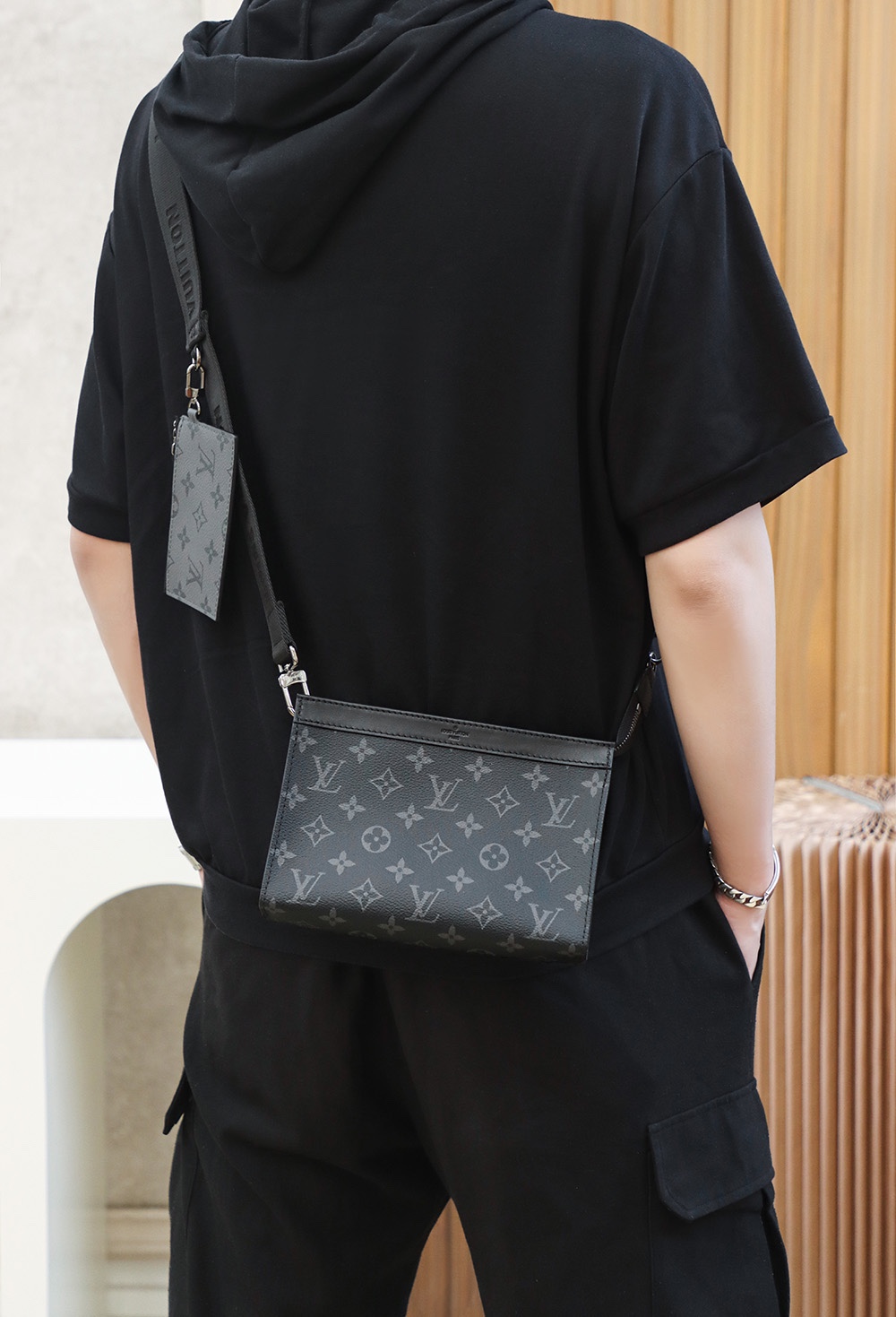 ルイ・ヴィトン「Louis Vuitton」Monogram Eclipse ポシェット・アクセソワール メンズバッグ