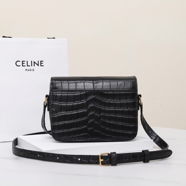 セリーヌ「Celine」クロコダイルエンボス トリアンンフ ショルダーバッグ