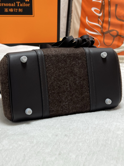 エルメス「Hermès」ウッド（烏木色）スウィフトレザー＆フェルト シルバーハードウェア バッグ