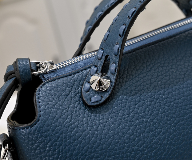 フェンディ「Fendi」ボストンバッグ ショルダーバッグ