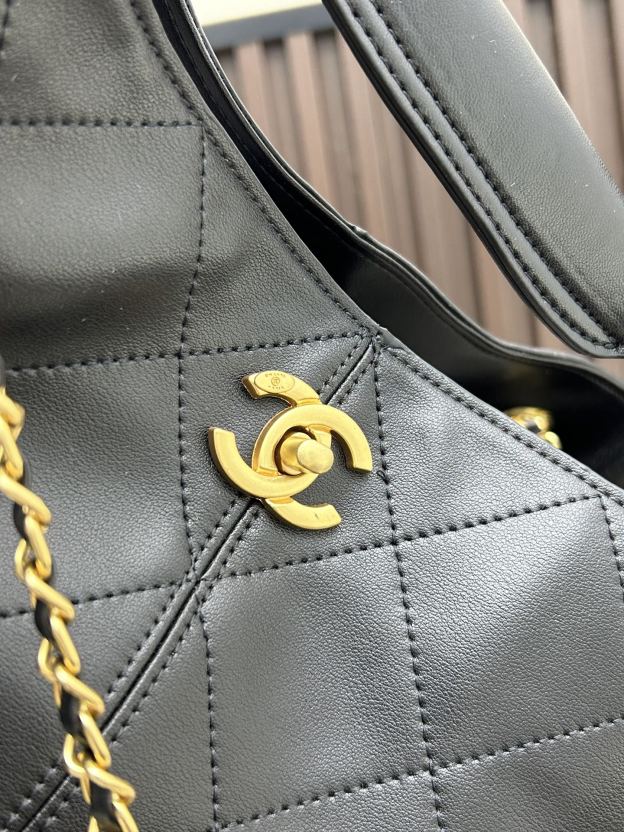 シャネル「Chanel」25A クイルティング トートバッグ アンティークゴールド レディース ショッピングバッグ