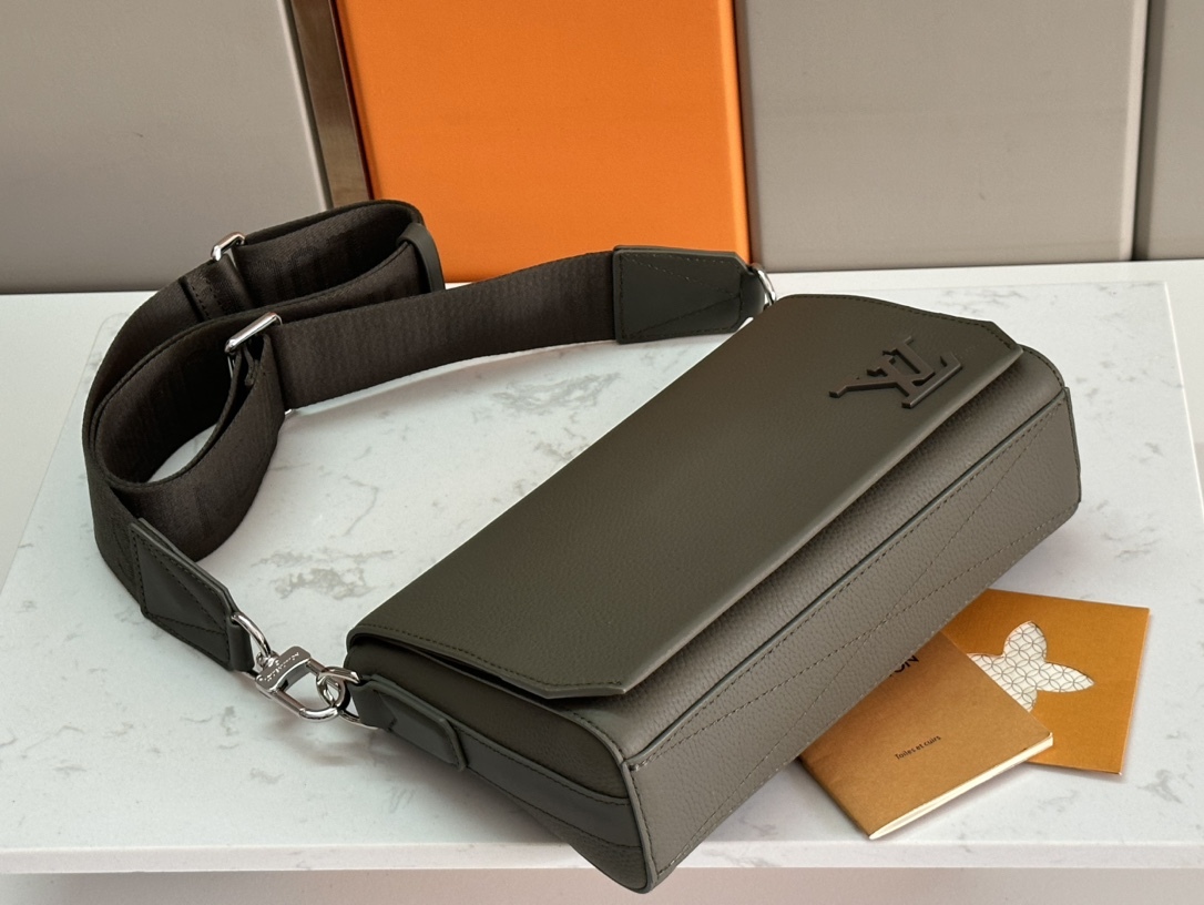 ルイ・ヴィトン「Louis Vuitton」AEROGRAM JM ショルダーバッグ