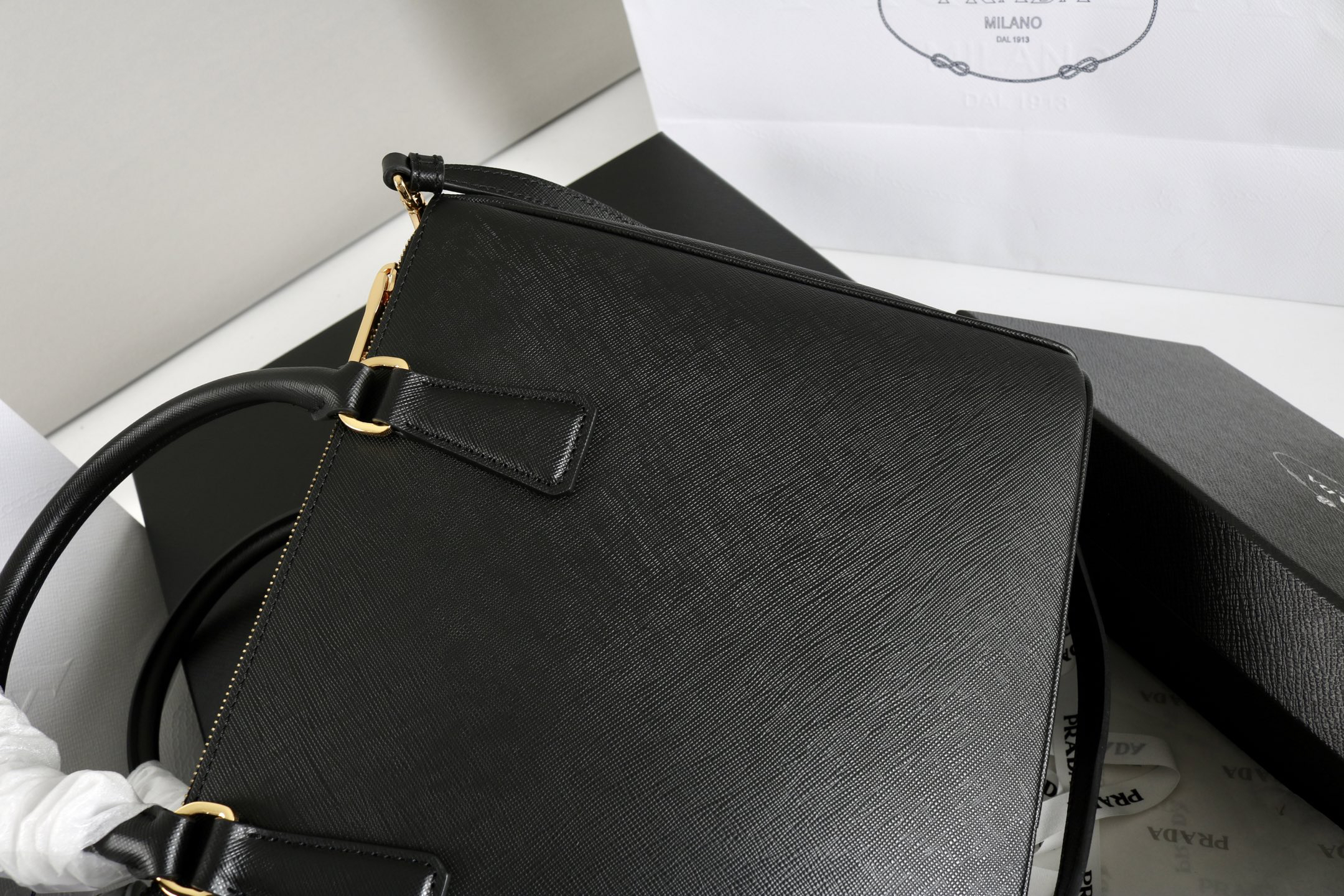 プラダ「Prada」 Galleria ミディアム レディースハンドバッグ