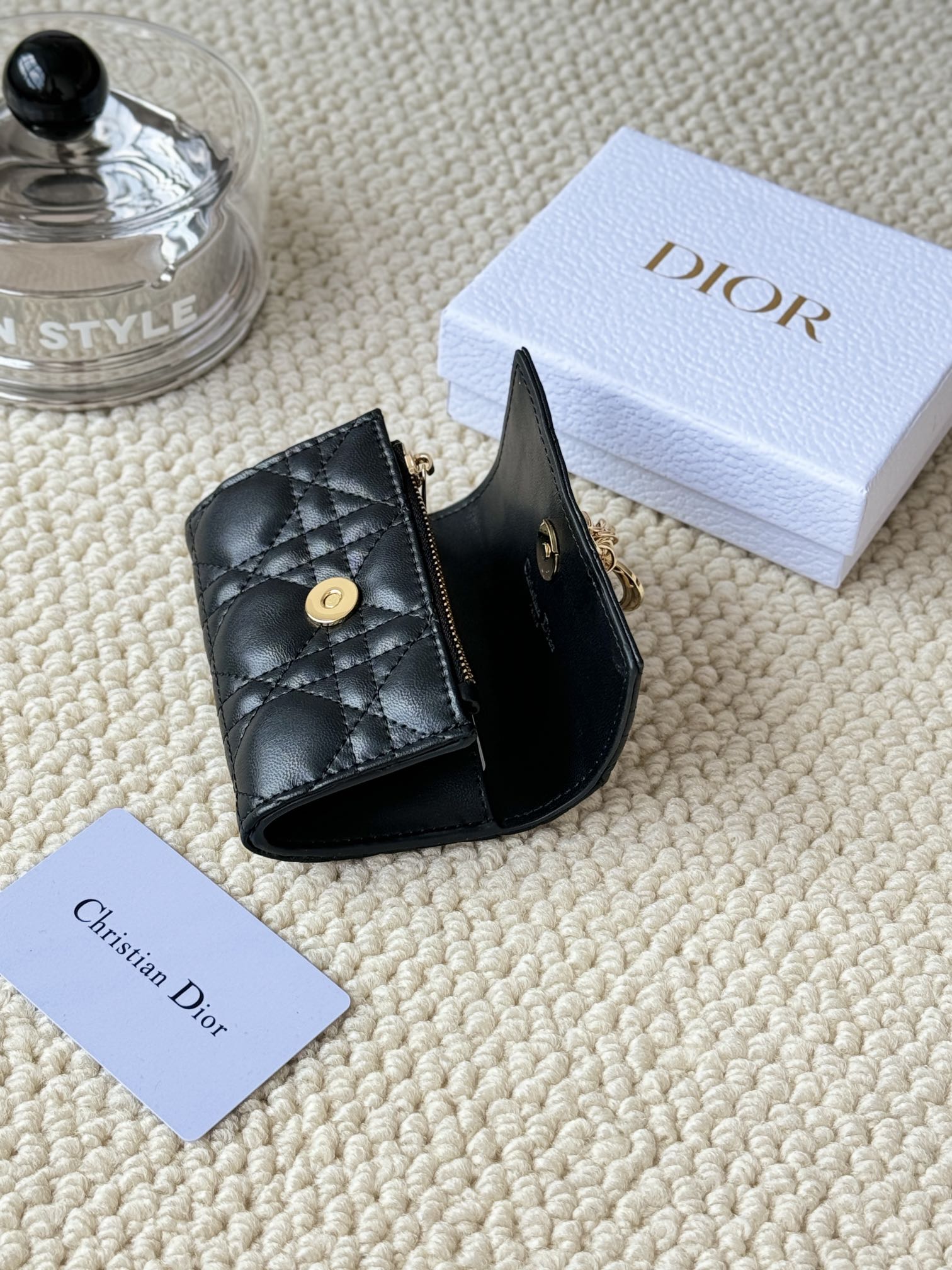 ディオール「Dior」マイ グリシン ウォレット ピンク ラムスキン カナージュ