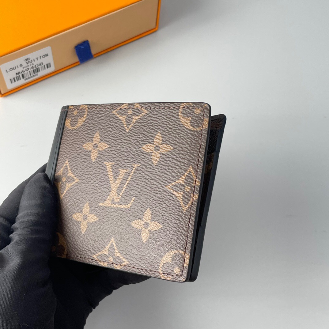 ルイ・ヴィトン「Louis Vuitton」MULTIPLE ウォレット