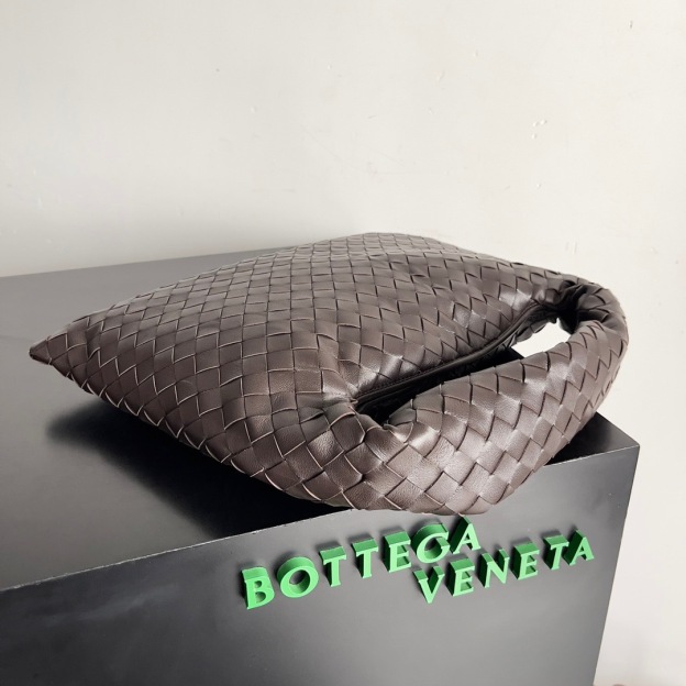 ボッテガ・ヴェネタ「Bottega Veneta」ホップ ショルダーバッグ ラージ レザー