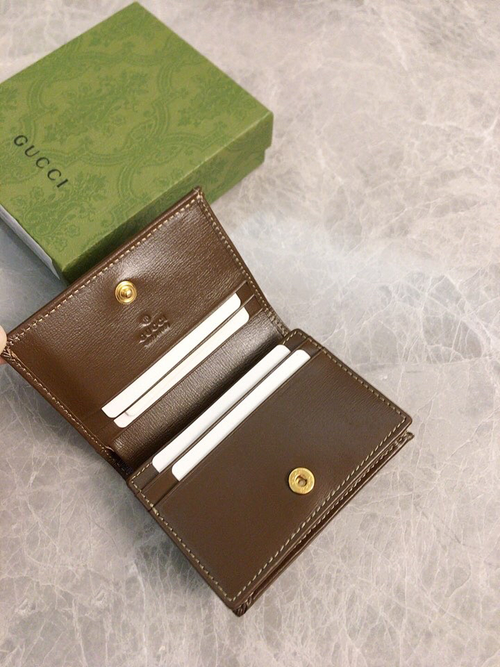 グッチ「Gucci」GG EMBLEM 財布