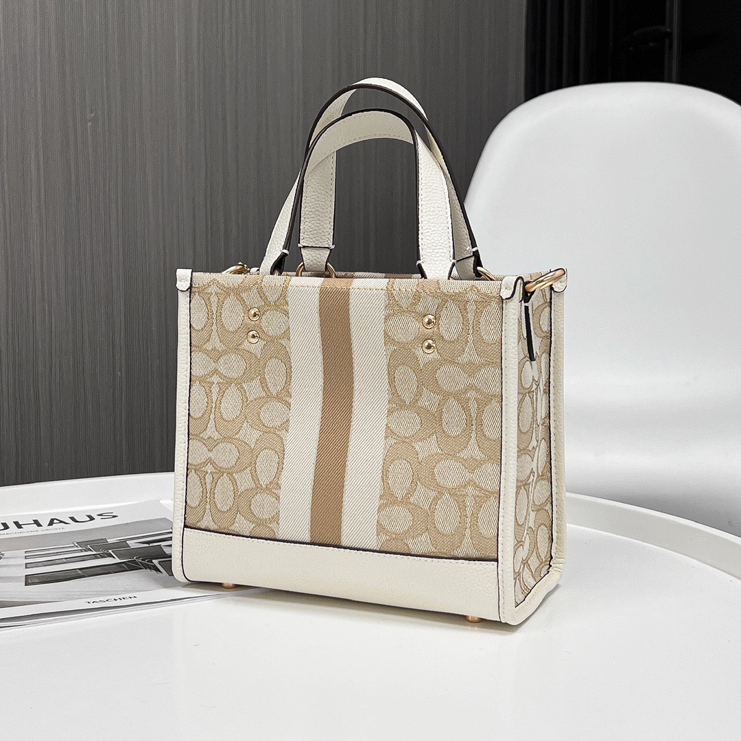 コーチ「Coach」シグネチャー ジャカード×レザー ショルダーバッグ