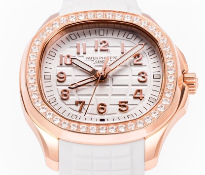 パテック フィリップ「Patek Philippe」アクアノート ルーチェ 5268-001