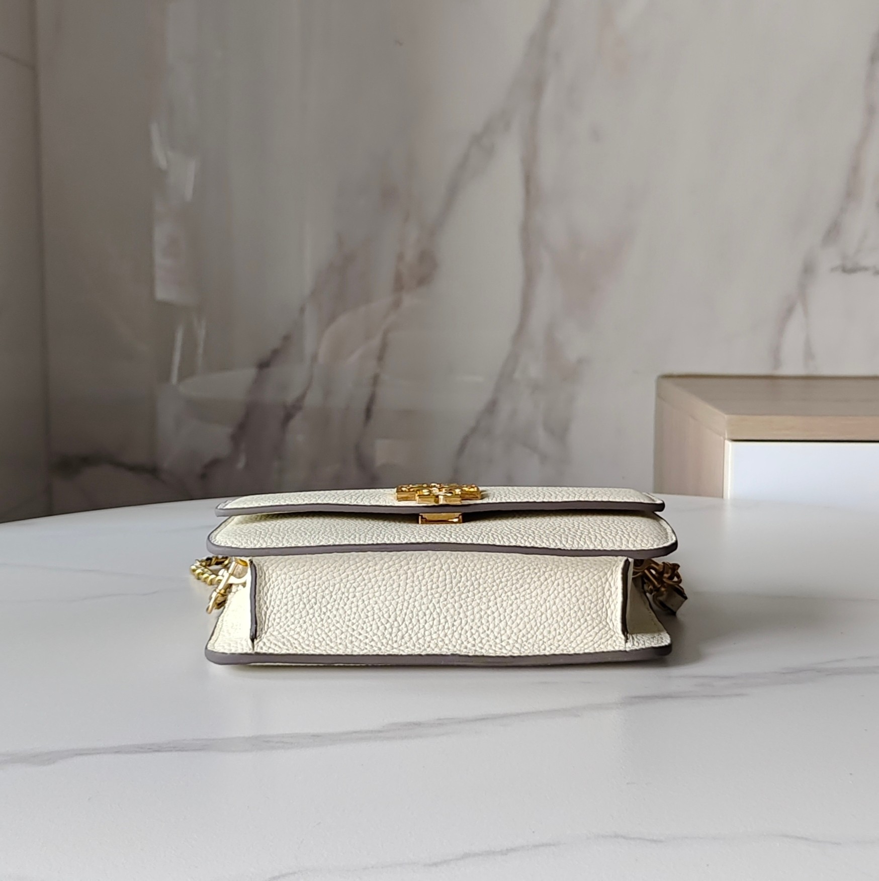 トリー バーチ「Tory Burch」  Britten ショルダーバッグ