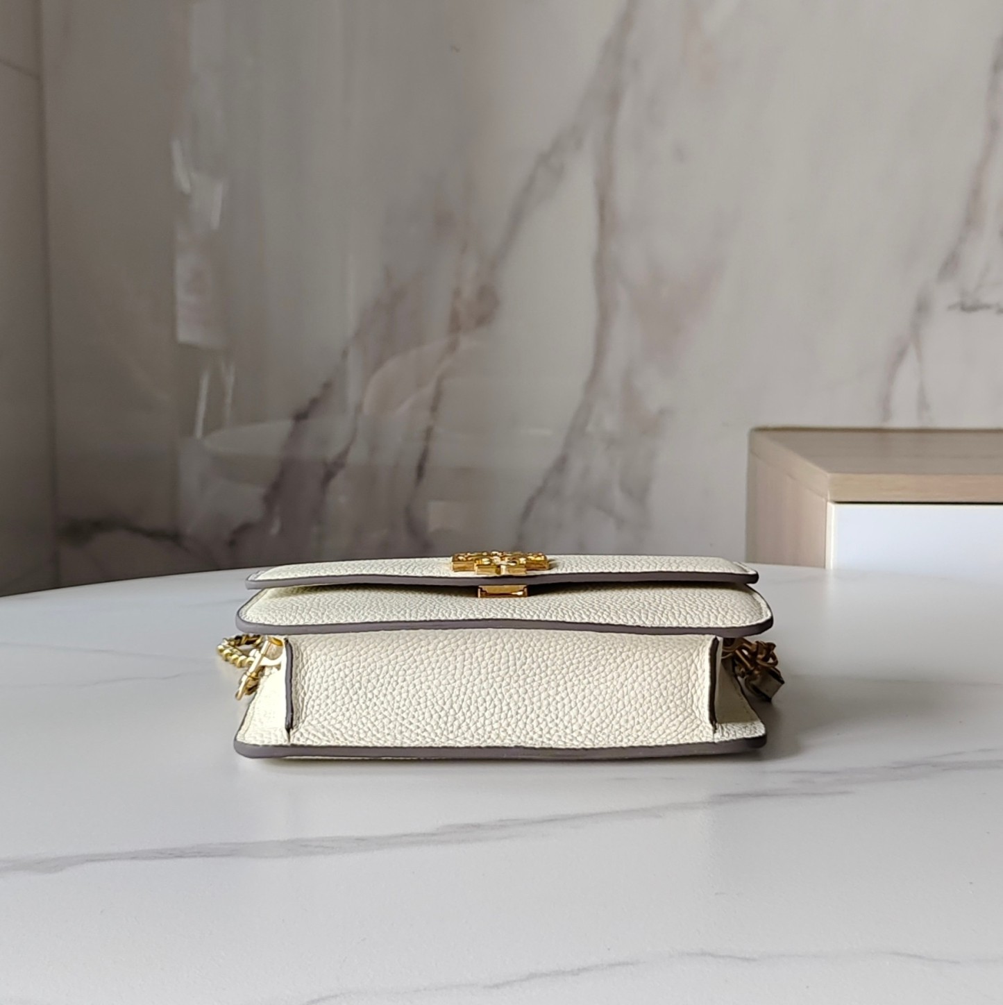 トリー バーチ「Tory Burch」  Britten ショルダーバッグ