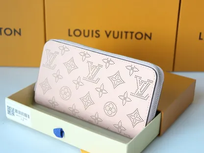 ルイ・ヴィトン「Louis Vuitton」ジッピー･ウォレット