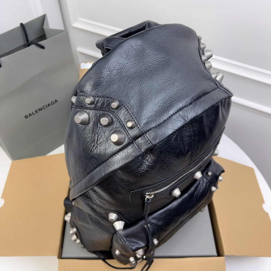 バレンシアガ「Balenciaga」バックパック