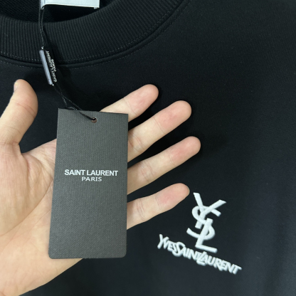 サンローラン「Saint Laurent」エンブロイダード スウェットシャツ