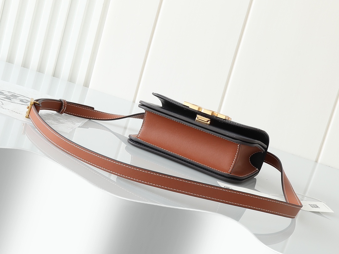 セリーヌ「Celine」ELEANOR モノグラム レザー ショルダーバッグ