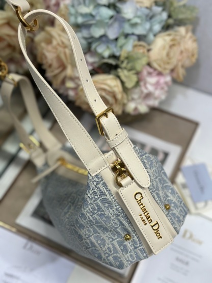 ディオール「Dior」 D-Journey ショルダーバッグ