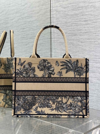 ディオール「Dior」 サマートートバッグ