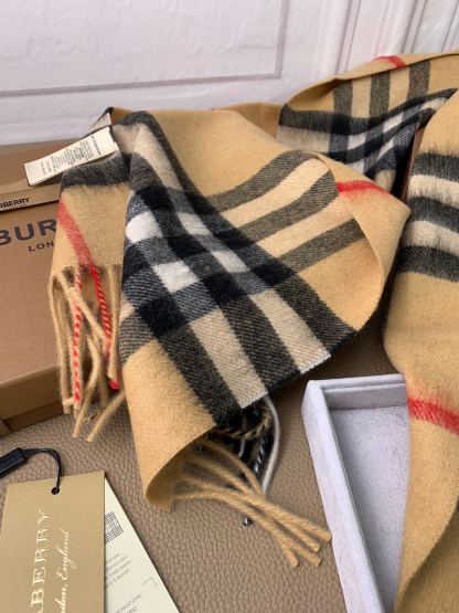 バーバリー「Burberry」チェック キャッシュウール スカーフ