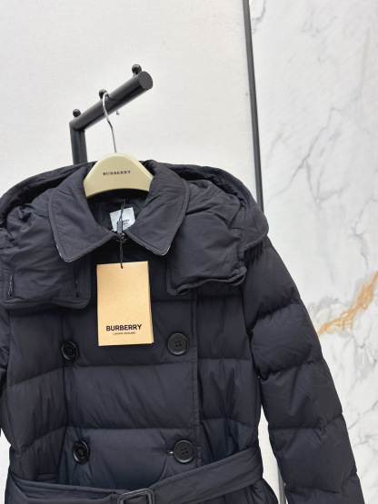 バーバリー「Burberry」 ダブルブレスト ロング ダウンコート フード付き-ISETAN PRESTIGE CURATED