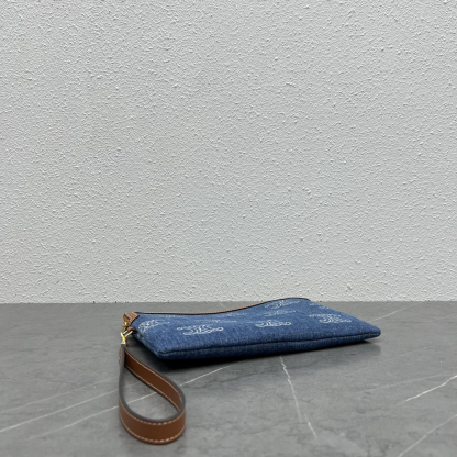 セリーヌ「Celine」CLASSIC FLAP レザー クラッチバッグ