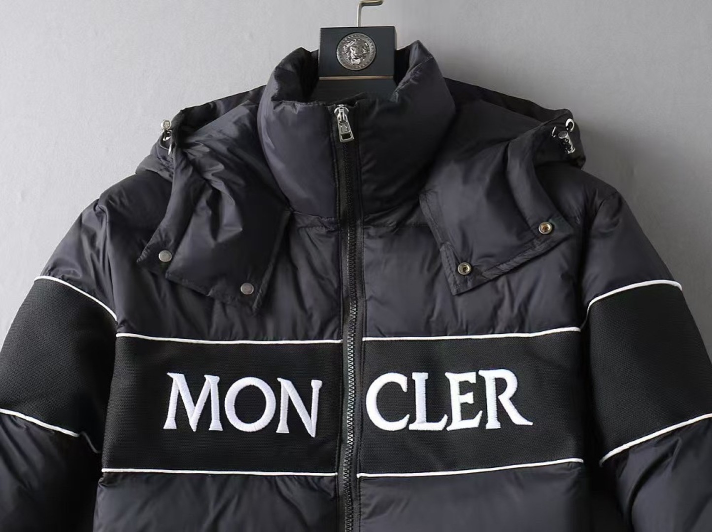 モンクレール「Moncler」カラーブロック ダウンジャケット
