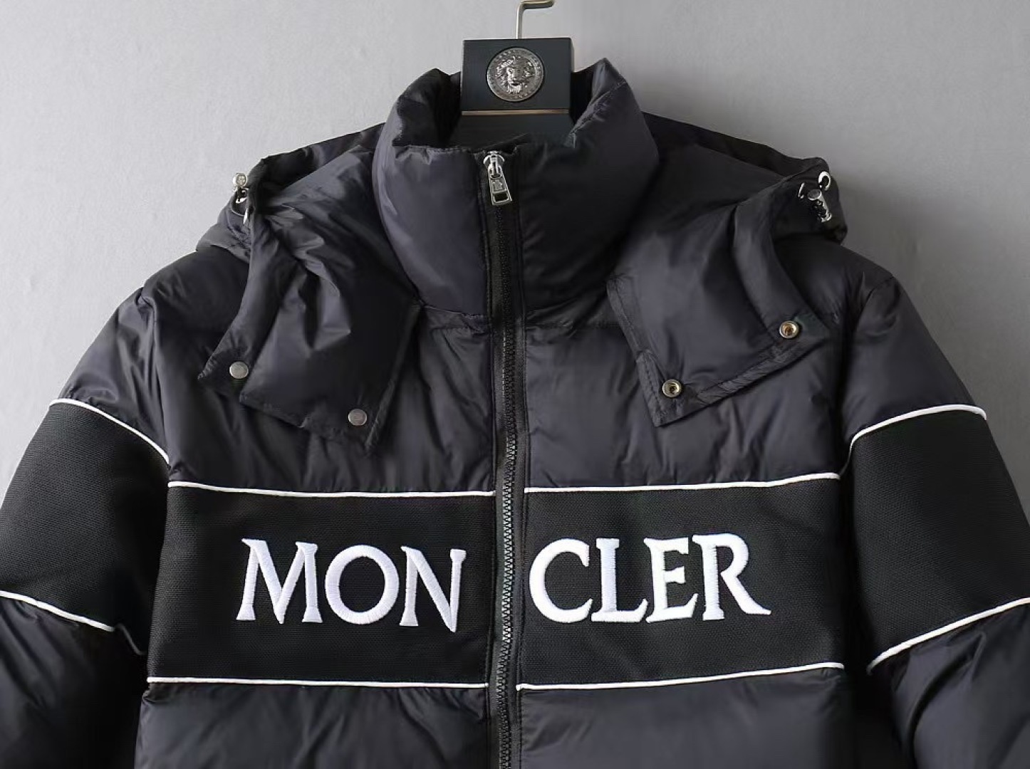 モンクレール「Moncler」カラーブロック ダウンジャケット