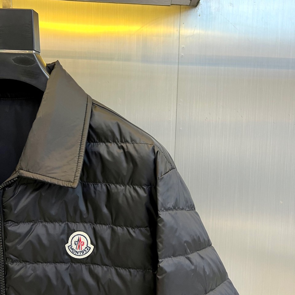 モンクレール「Moncler」リバーシブル ダウンジャケット