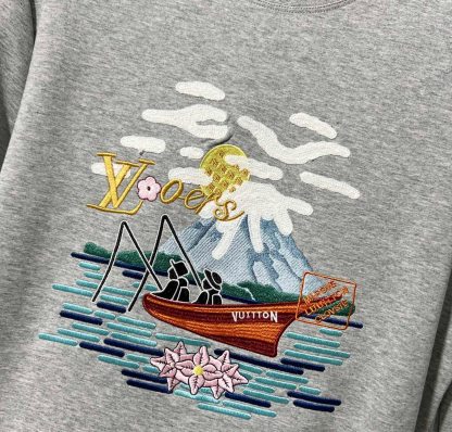 ルイ・ヴィトン「Louis Vuitton」2025秋冬 エンブロイダード ロゴ スウェットシャツ