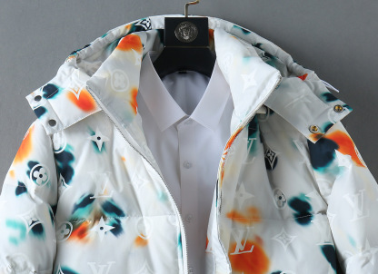 ルイ・ヴィトン「Louis Vuitton」モノグラム ダウン ジャケット